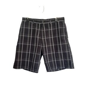 PGA TOUR Mens Plaid Golf Shorts Flat Front Sz 32 Black White Polyester